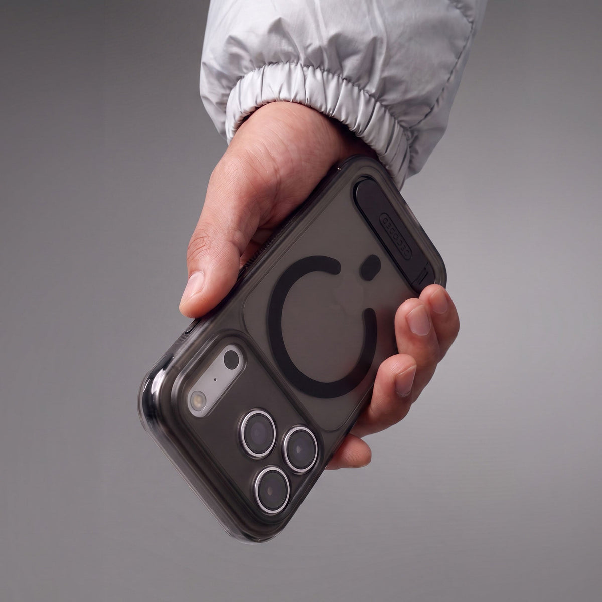 Hybrid Stand Case | Frosted Black | iPhone 18 Pro | D27IPO18PBCS8STFK