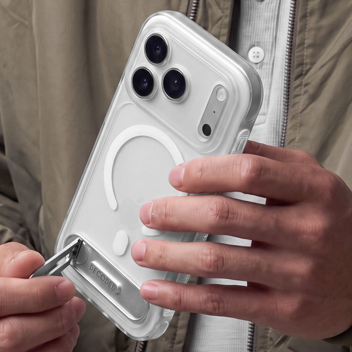 Hybrid Stand Case | Frosted White | iPhone 18 Pro | D27IPO18PBCS8STFE