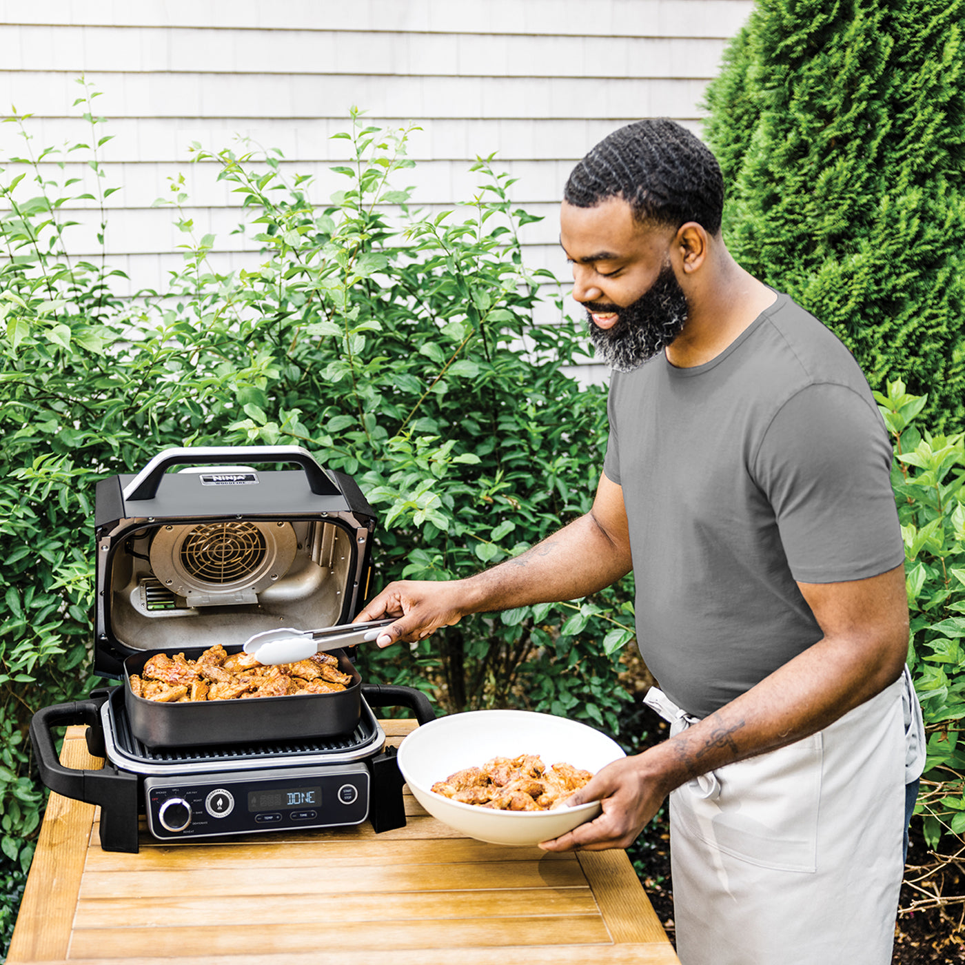 Ninja Woodfire Elektrische Barbecue & Airfryer - OG701EU