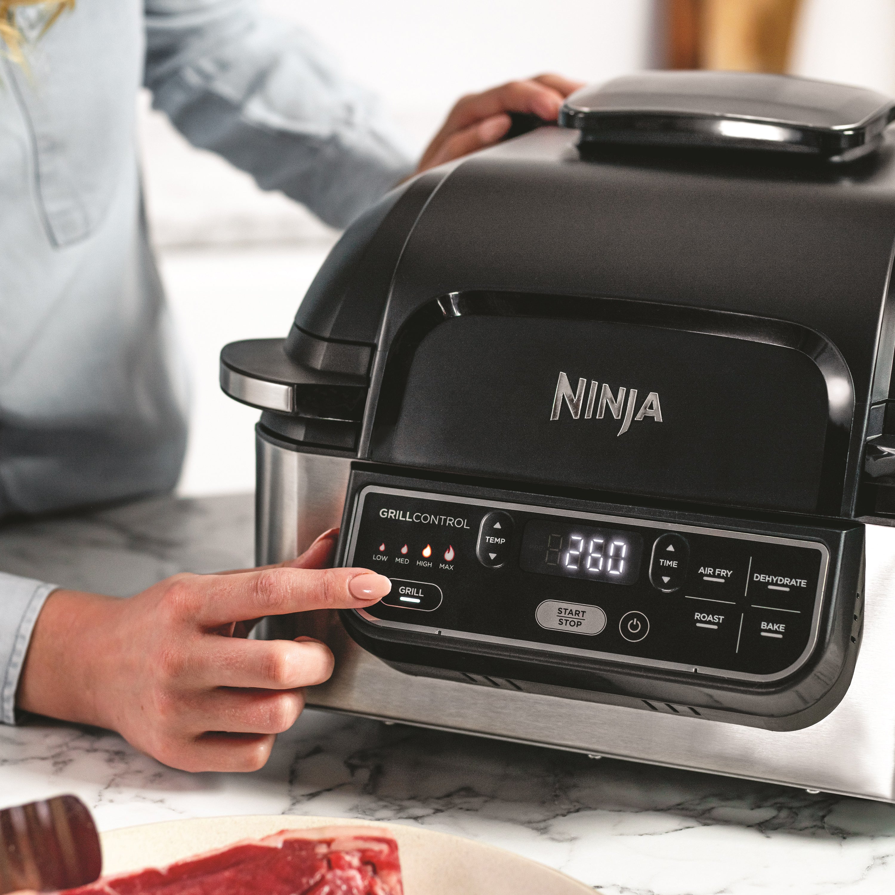 Ninja AirGrill & Airfryer - AG301EU