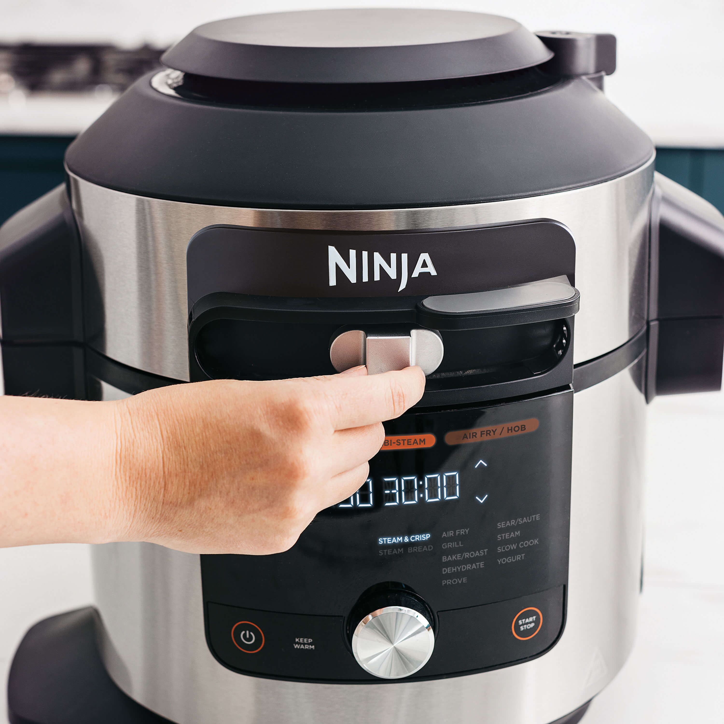 Ninja Foodi 14-in-1 Multicooker - OL750EU